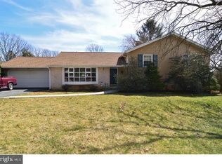 1 Jeffrey Rd, Reading, PA 19601