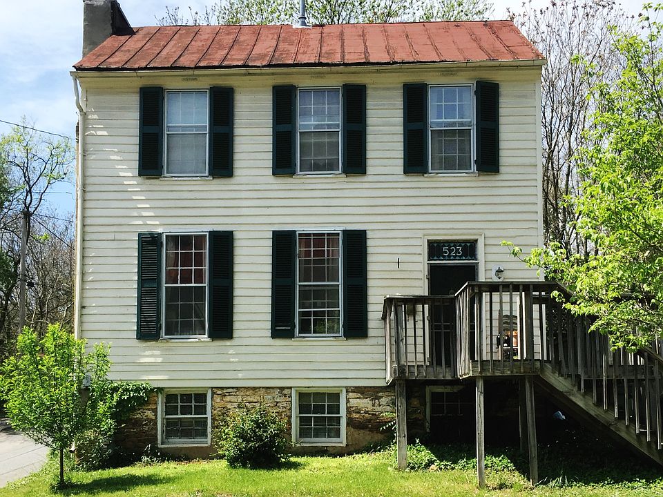 1st image of 523 Jackson St