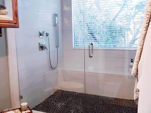 Spa like master bath.
