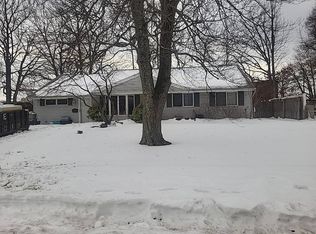 28 Nevada Dr, Hazlet, NJ 07730