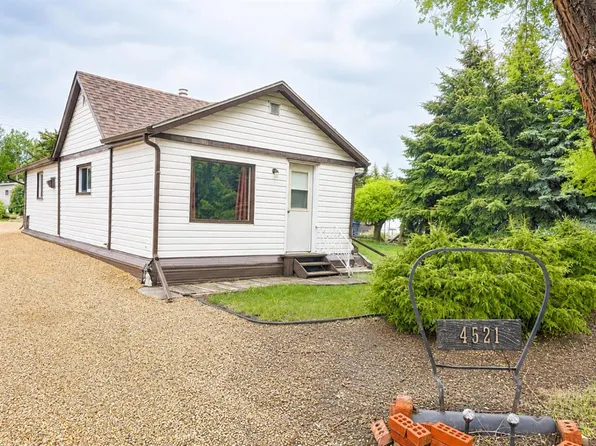 4521 W 44th St, Castor, AB T0C 0X0