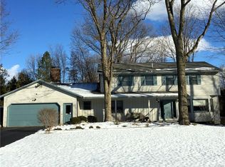 4963 Tall Oaks Dr, Fayetteville, NY