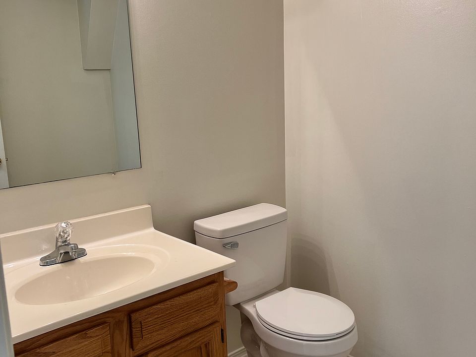3 full bathrooms, Powder room on main level