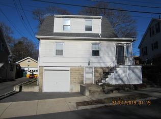 8 Mayfair St, Lynn, MA 01904