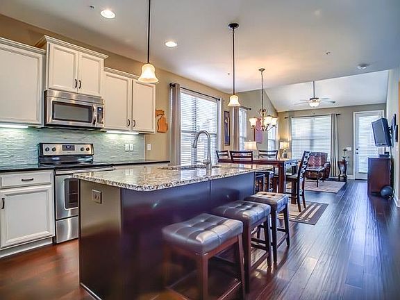 4th image of 213 Bixby Private Ln