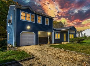 29 Dixon Lake Drive, Mahopac, NY 10541