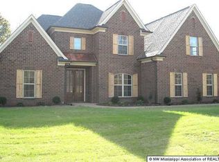 3303 Nikki Lakes, Nesbit, MS 38651