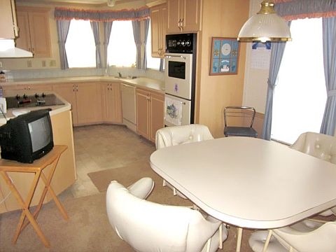 3rd image of 4019 Avenida Del Tura