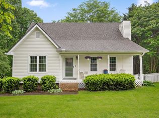 439 Sandalwood Dr, Hixson, TN 37343