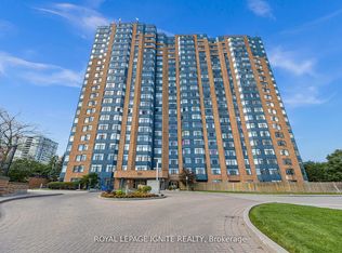 88 Alton Towers Cir #215, Toronto, ON M1V5C5