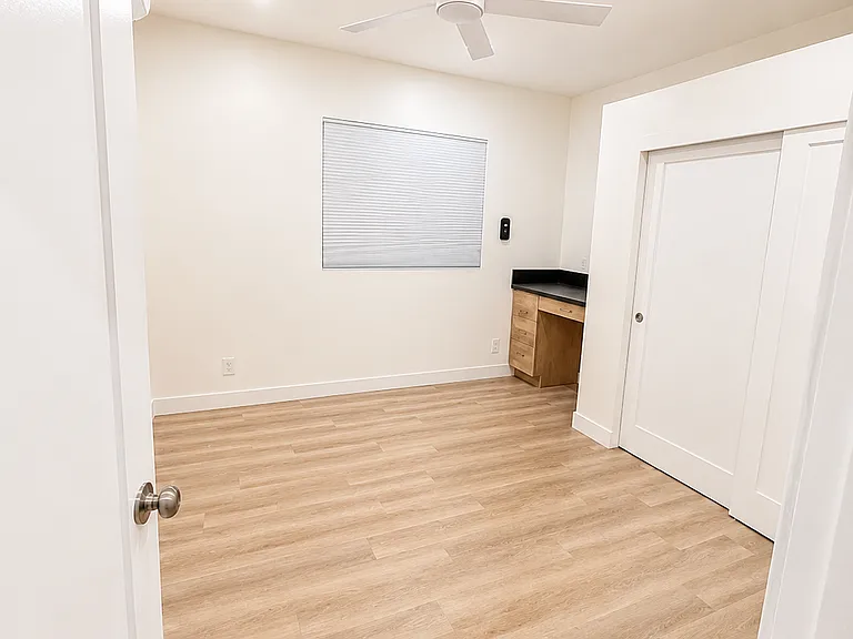 GEN115-Newly built 1 Bed 1 bath