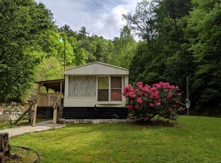 389 Jenkins Rd, Bluff City, TN 37618
