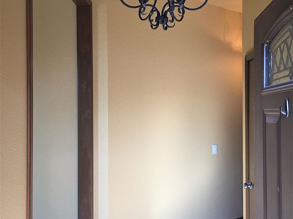 4th image of 10216 Cumberland Ln