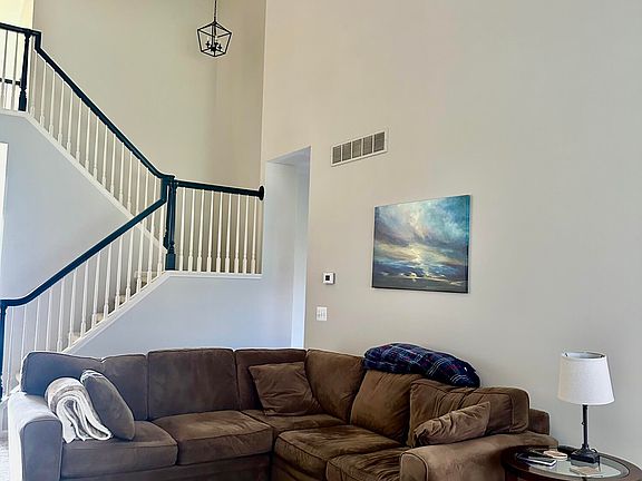 5th image of 1845 Scenic Dr Unit 124