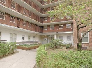 98-20 62nd Dr APT 9G, Rego Park, NY 11374