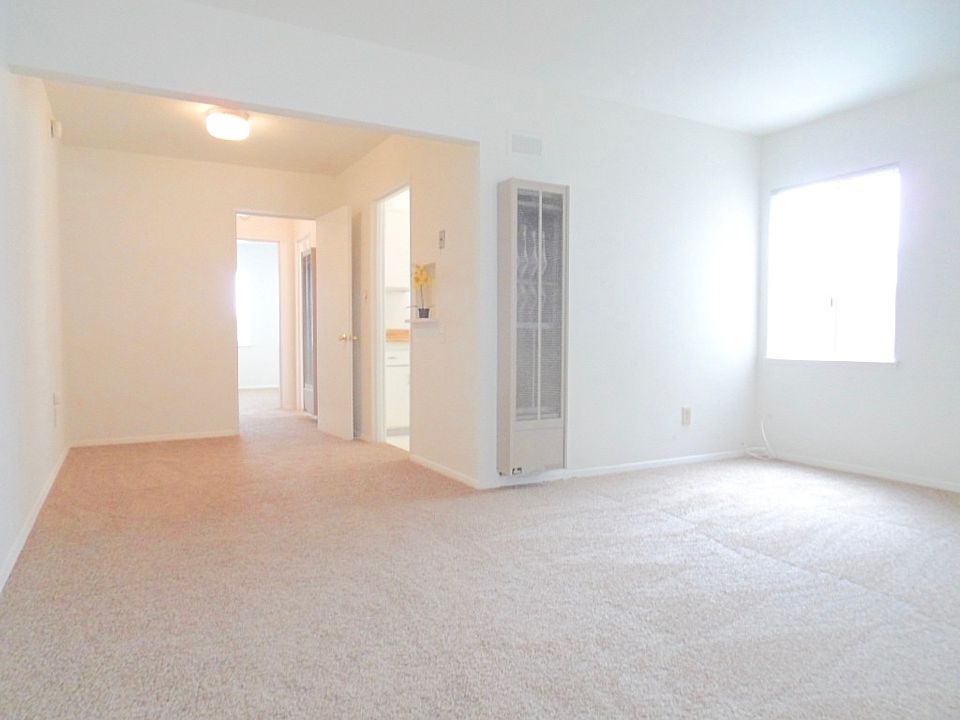 1st image of 3051-53 Luna Ave