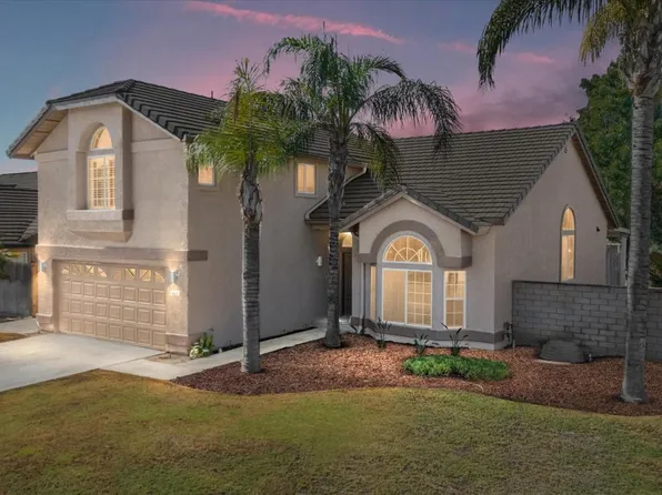 8421 Whitewater Dr, Bakersfield, CA 93312