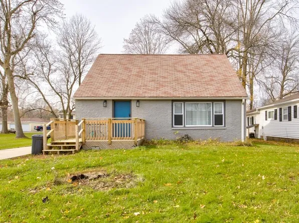 4319 9th St, Menominee, MI 49858