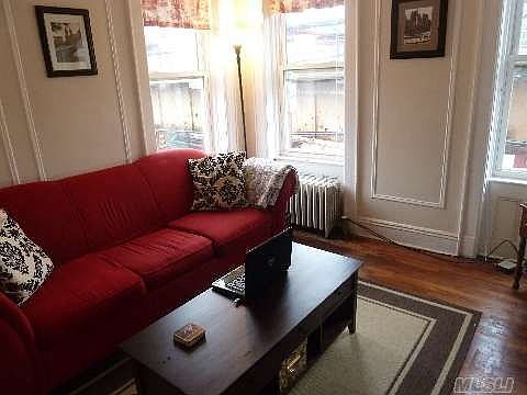 5th image of 7602 Jamaica Ave