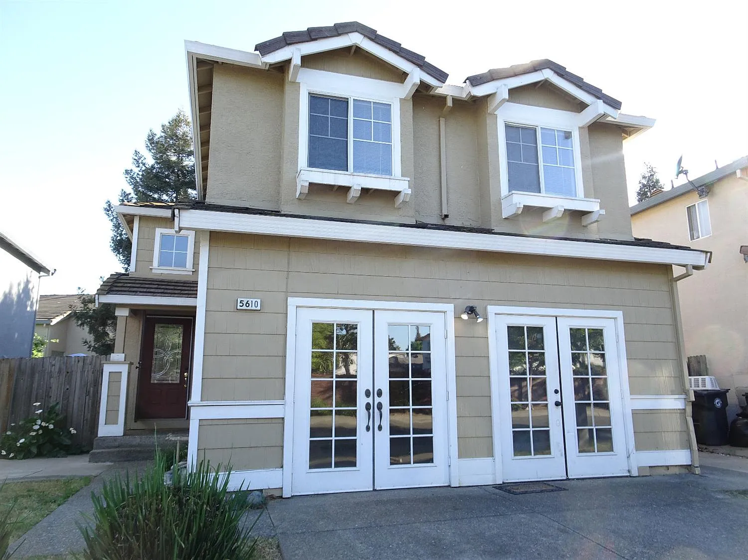 5610 Deepdale Way photo 1