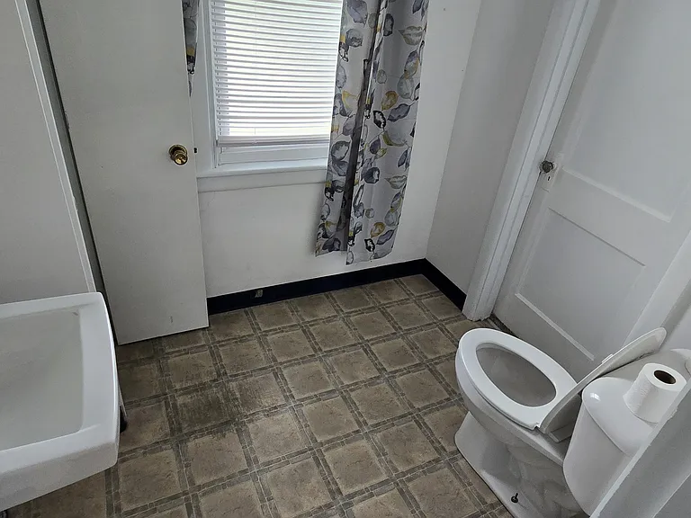 470 Teece Ave #2-3 — Photo 12