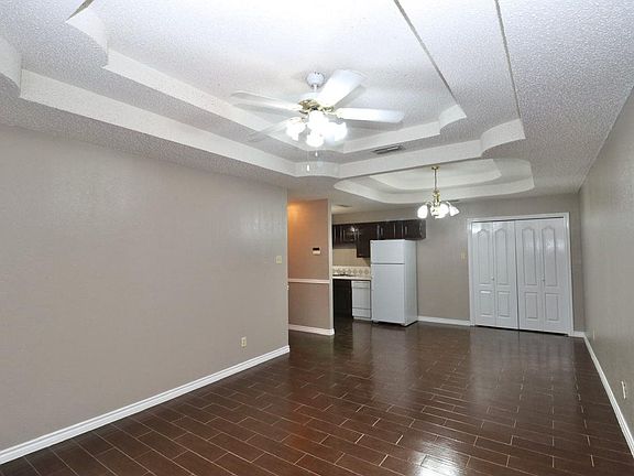 3rd image of 506 Shiloh Dr APT 15