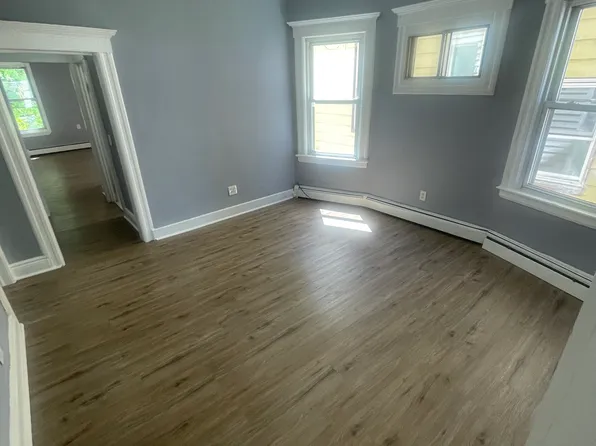 22 N 19th St, East Orange, NJ