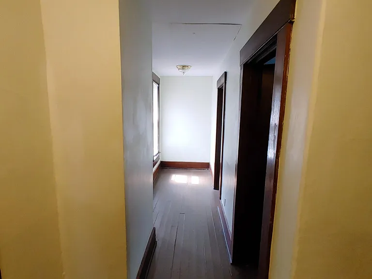 105 Oakwood Ave — Photo 30