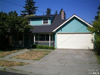 1st image of 320 Pickwick Dr