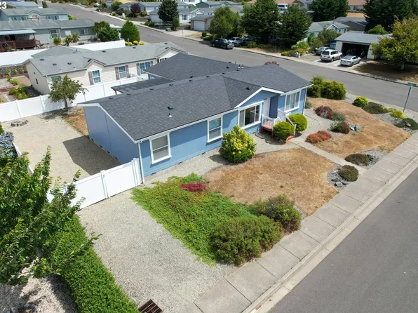 867 Madison St, Coos Bay, OR 97420