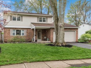 237 Halligan Ave, Worthington, OH 43085