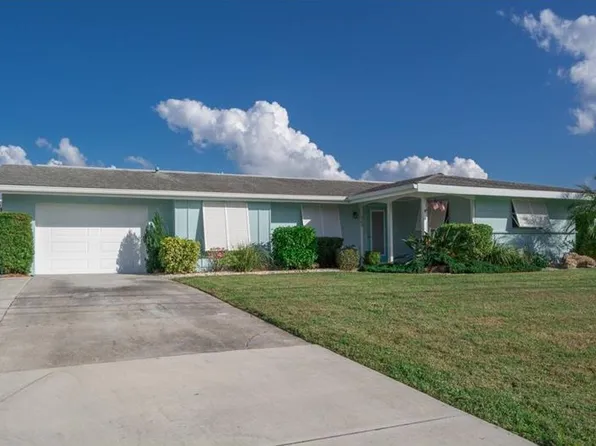 305 W Tarpon Blvd NW, Port Charlotte, FL 33952