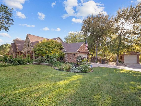 4th image of 204 Creek Side Dr