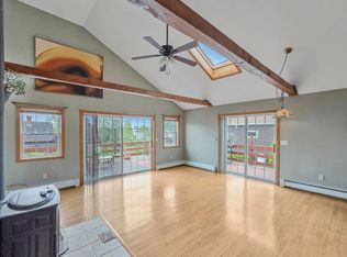 97 Gleason St, Thomaston, ME 04861