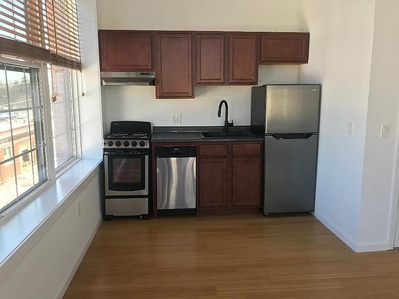 2nd image of 8 Grove St #7