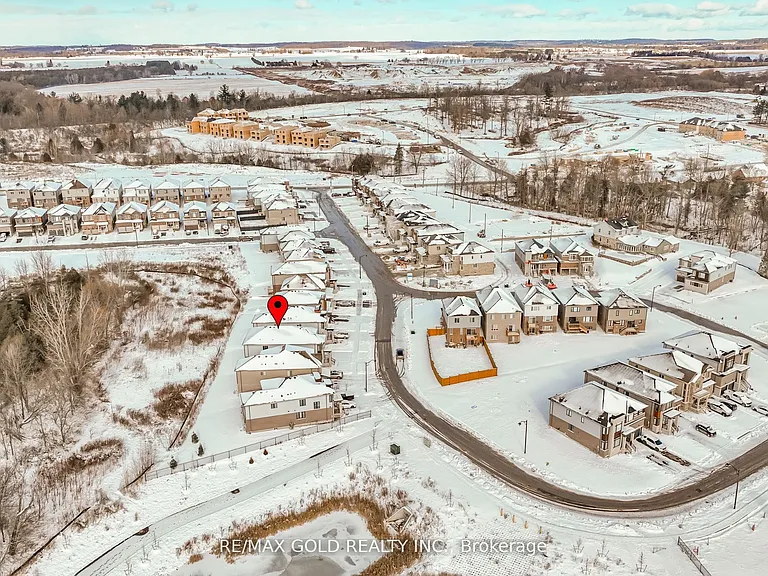 33 Gilham Way — Photo 46