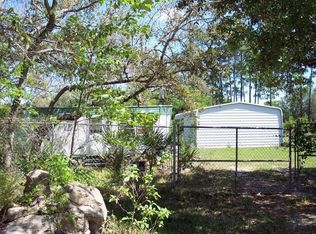 2 8th St SE, Steinhatchee, FL 32359