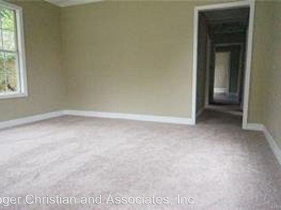 3rd image of 1643 Cox St