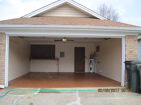 4th image of 2009 Cambridge Cir