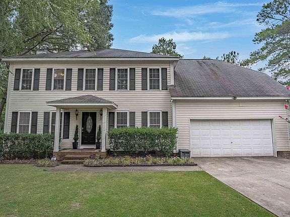 2nd image of 14 China Rose Ct