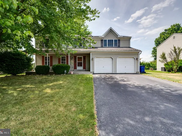 404 Martins Rd, Sinking Spring, PA 19608