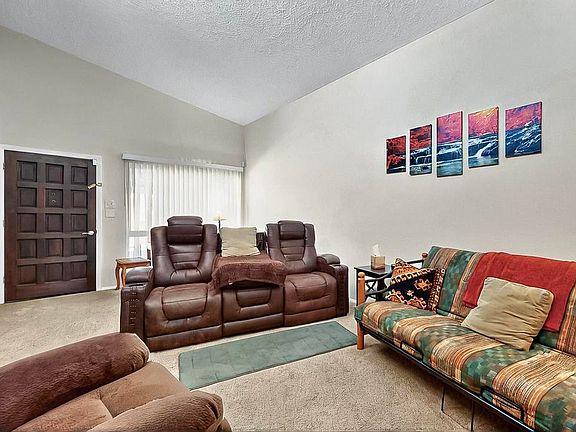 4th image of 3711 Morningside Dr NE