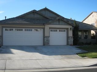 12765 Royal Palm Ln, Riverside, CA 92503