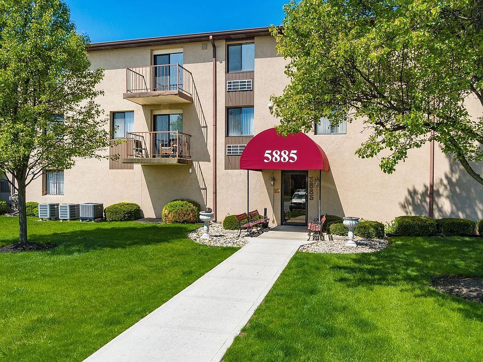 1st image of 5885 Beechcroft Rd APT 302