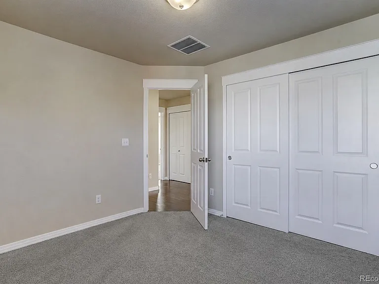 3177 Geneva Ct — Photo 22