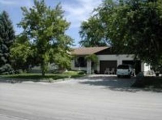 301 2nd St, Gibbon, NE 68840