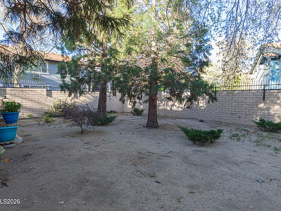 5th image of 2317 Roundhouse Rd