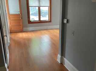 607 Crescent St NE, Grand Rapids, MI 49503