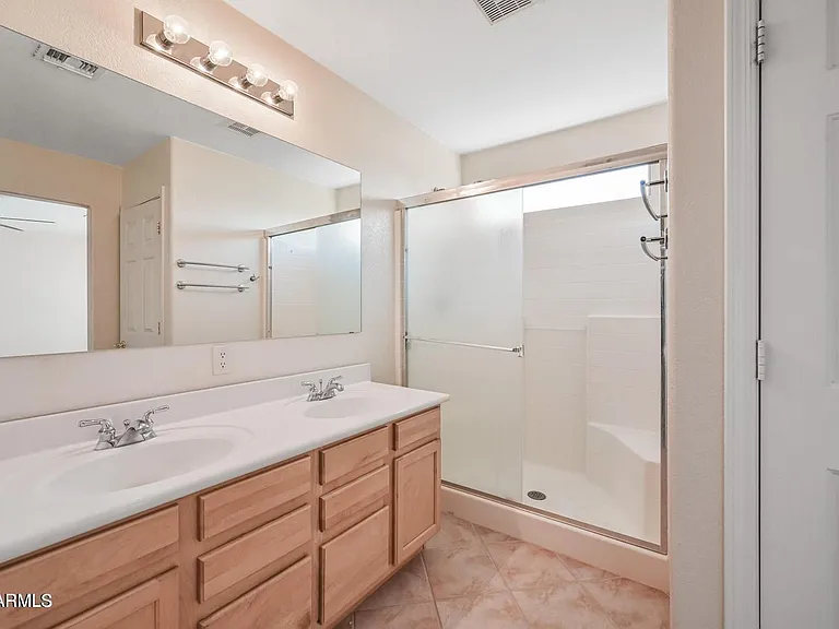2621 E Waterview Ct — Photo 21