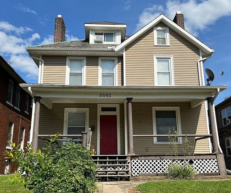 6 bed, 3.0 bath, $3,600 — Photo 1